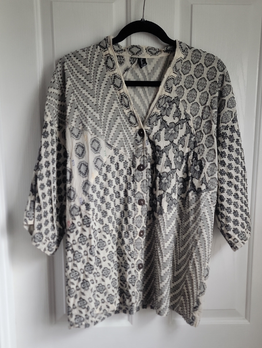 Sacred Threads Ivory & Black Patchwork Tunic  Top Over Shirt Small Medium S M